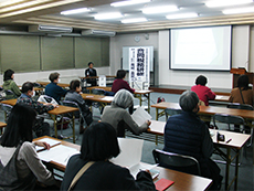 �Ŗ����C��̗l�q